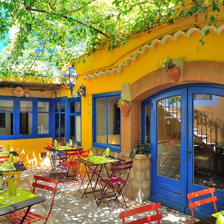 Hotel Restaurant Cortie Thuir Exterior foto
